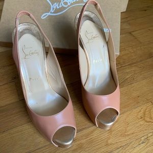 Nude pink Louboutins size 38